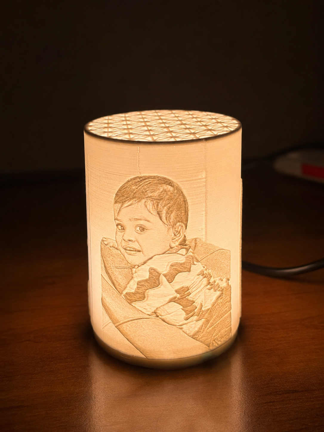 AURA RIBBED LIGHT